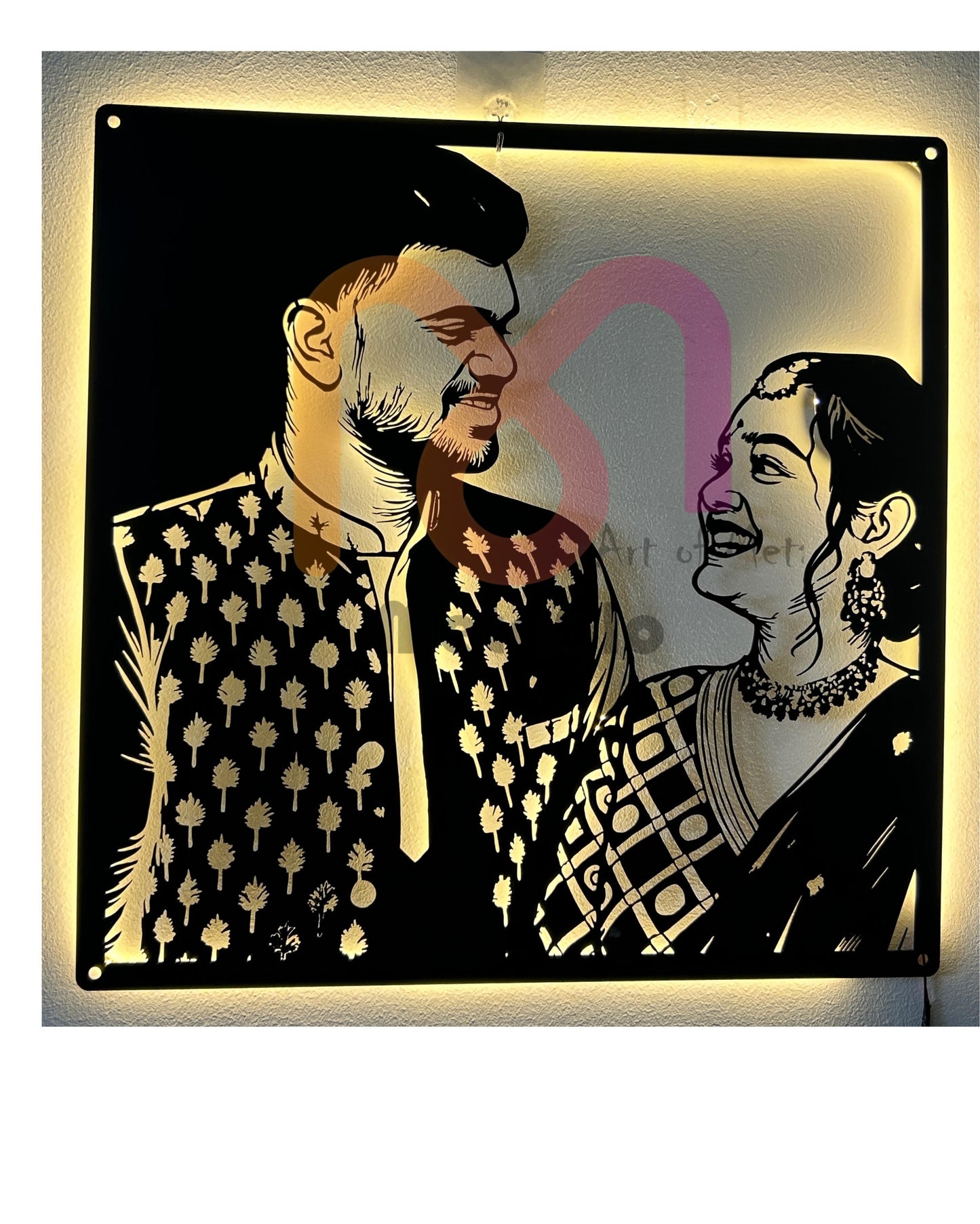 Custom Metal Couple Portrait with LED Light – Personalized Wall Art for Home Décor & Gifting